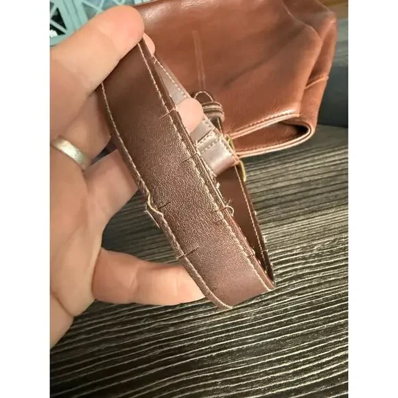 6/$25 Vintage LIZ by Liz Claiborne Brown Faux Leather Single Strap Backpack - Picture 5 of 9